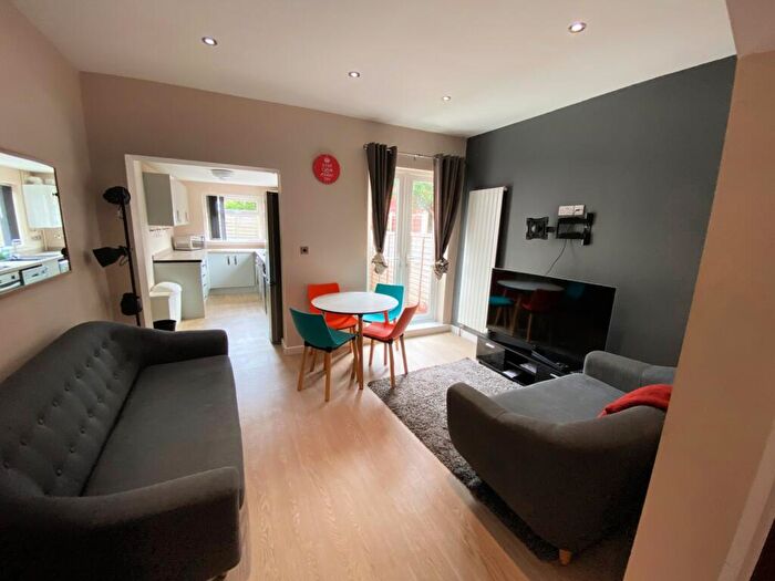 5 Bedroom House To Rent In Marlborough Street - Bed, Dunkirk, East Midlands, NG7