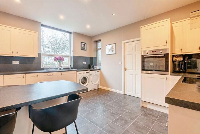 3 Bedroom End Of Terrace House For Sale In Brownside Road, Burnley, Lancashire, BB10