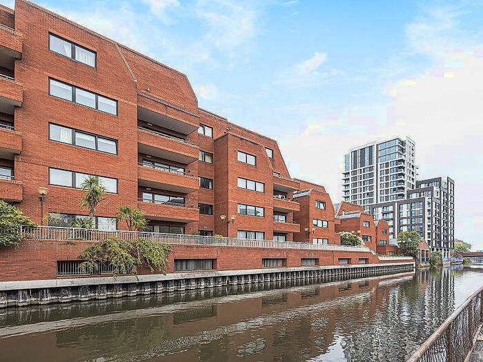 1 Bedroom Apartment To Rent In Selborne Court, Reading, RG1