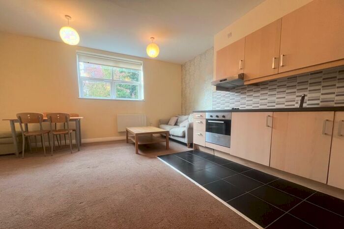 1 Bedroom Flat To Rent In Hunters Lodge, Cardiff Bay, CF10