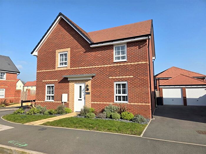 4 Bedroom Detached House For Sale In Axminster Drive, Stourport-On-Severn, DY13