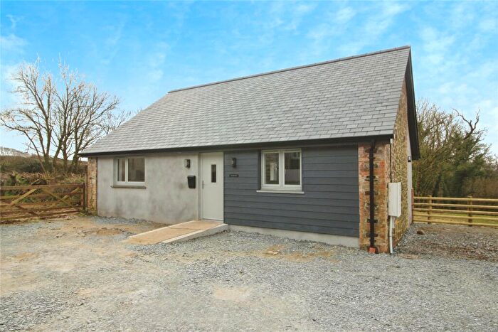 2 Bedroom Bungalow To Rent In Clawton, Holsworthy, Devon, EX22