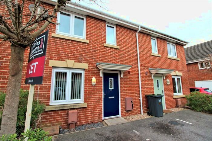 3 Bedroom Terraced House To Rent In Little Hackets, Leigh Park, PO9