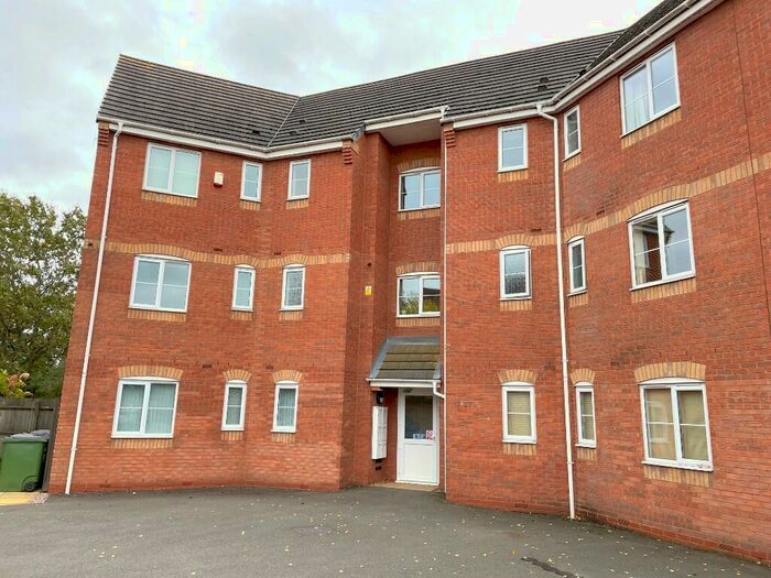 2 Bedroom Flat To Rent In Spinney Close, Leicester, Leicestershire, LE3