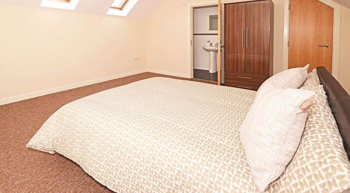 1 Bedroom Flat To Rent In Hassell Street, Newcastle-Under-Lyme, ST5