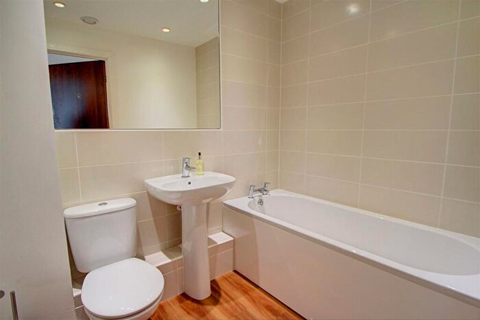 2 Bedroom Apartment To Rent In Bittern House, Worsdell Drive, Gateshead, NE8