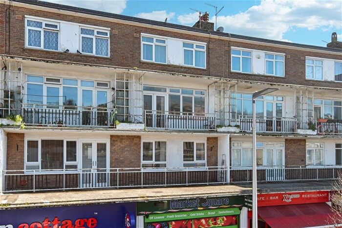 3 Bedroom Maisonette For Sale In Market Square, Dover, Kent, CT16
