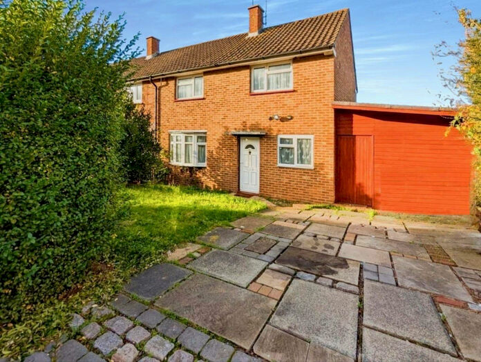 3 Bedroom Terraced House To Rent In Dunley Drive, Croydon, Surrey, CR0