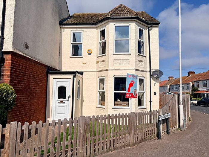 4 Bedroom End Of Terrace House For Sale In Beacon Road, Broadstairs, CT10