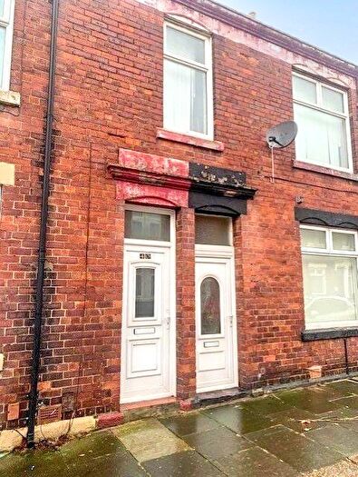 3 Bedroom Flat For Sale In Willow Grove, Wallsend, NE28