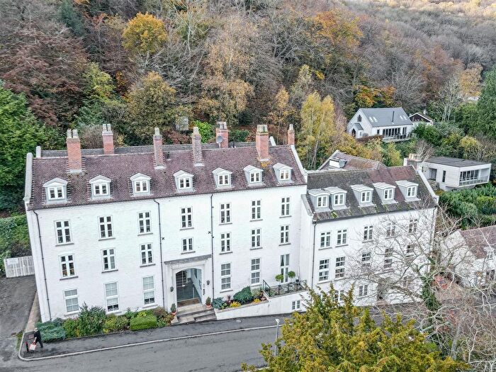 3 Bedroom Flat For Sale In Holywell Road, Malvern, WR14