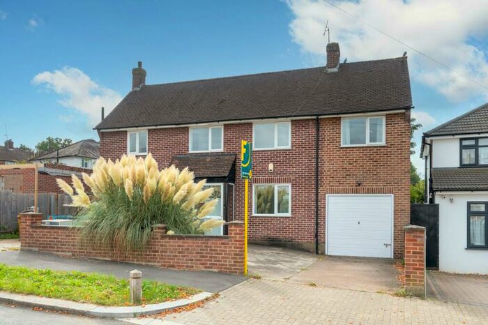 4 Bedroom Detached House To Rent In Wentworth Hill, Wembley Park, Wembley, HA9