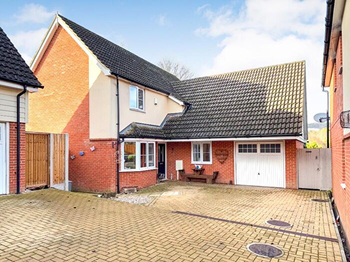 5 Bedroom Detached House For Sale In The Grooms, ME2