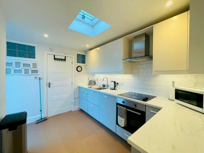 Studio To Rent In Bengeworth Road, Harrow, HA1