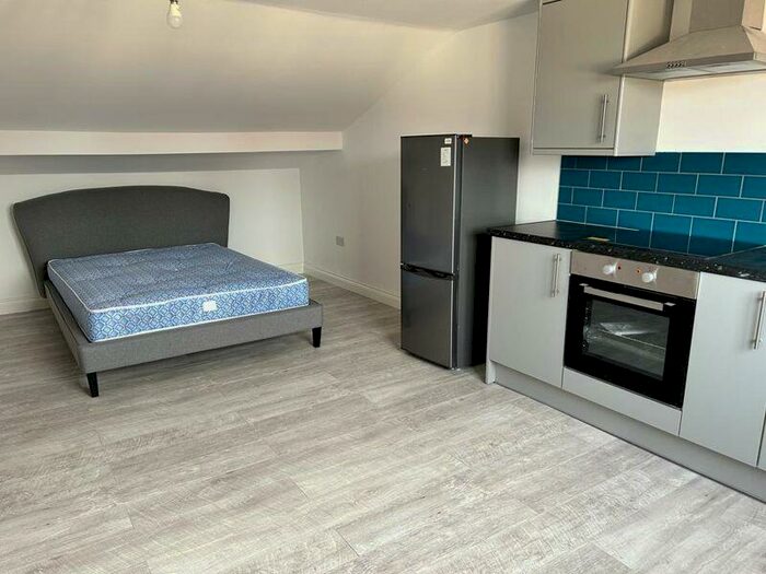 1 Bedroom Terraced House To Rent In Bolton, BL1