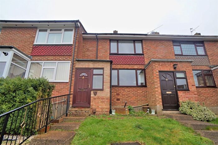 3 Bedroom Terraced House To Rent In Quickthorn Crescent, Chatham, ME5