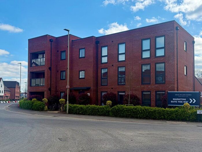 2 Bedroom Flat For Sale In Curbridge, Southampton, SO30