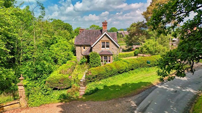 3 Bedroom Detached House For Sale In Holwell, DT9