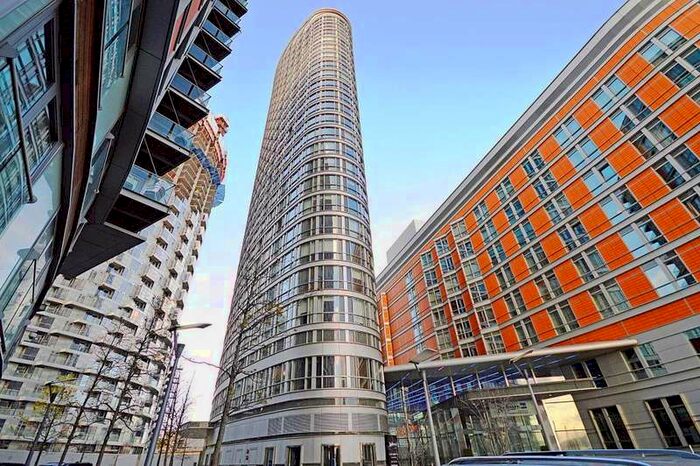 Flat To Rent In Ontario Tower, 1 Fairmount Avenue, Canary Wharf, Blackwall Way, London, E14