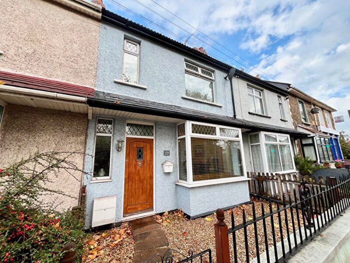 3 Bedroom Terraced House For Sale In High Street Hanham Bristol, BS15
