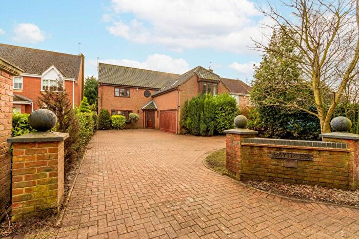 4 Bedroom Detached House For Sale In Station Road, Ormesby, NR29