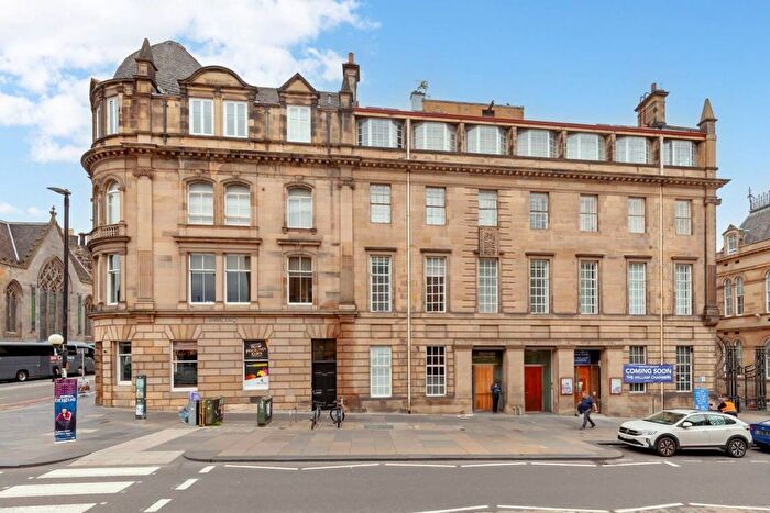 1 Bedroom Flat To Rent In Chambers Street, Edinburgh, EH1