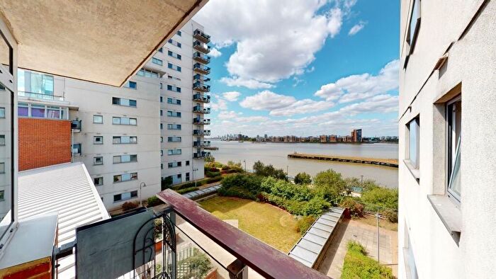 2 Bedroom Flat To Rent In Cumberland House, Erebus Drive, London, SE28