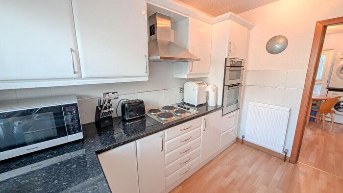 5 Bedroom Detached House For Sale In Locksley Avenue, Cumbernauld, G67