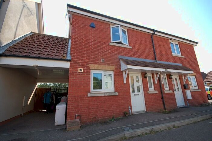 2 Bedroom Semi-Detached House To Rent In Park Road, St Osyth, CO16