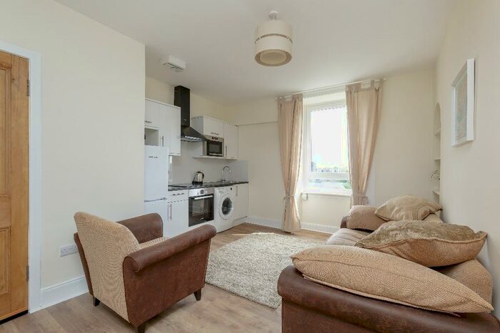 1 Bedroom Flat To Rent In Granton Road, Granton, Edinburgh, EH5