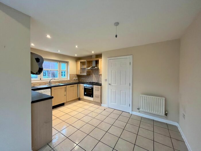 4 Bedroom Town House To Rent In Campbell Fields, Aldershot, Hampshire, GU11