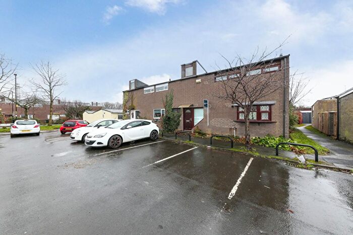 4 Bedroom Semi Detached House For Sale In Hallington Mews, Killingworth, NE12