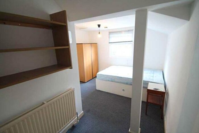 6 Bedroom Terraced House To Rent In Lenton: Bedroom House - Frederick Grove, NG7