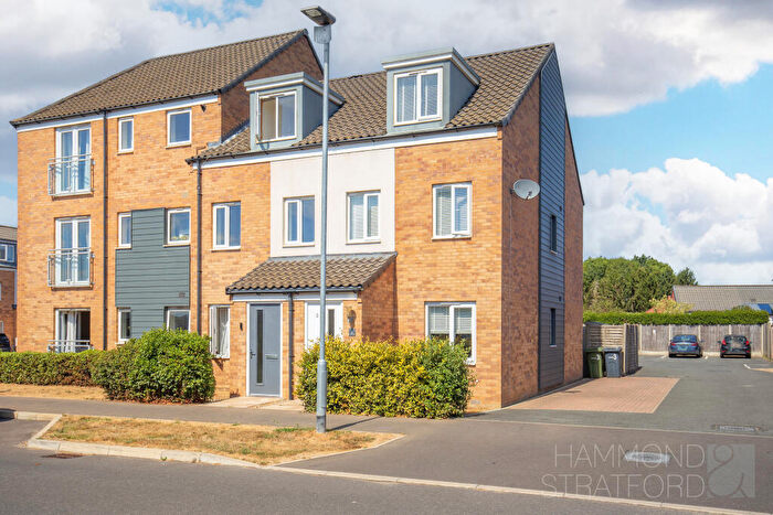3 Bedroom End Of Terrace House For Sale In Briggs Mead, Wymondham, NR18