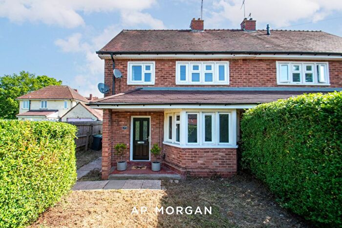 1 Bedroom Maisonette For Sale In Oak Tree Avenue, Batchley, Redditch, Worcestershire, B97