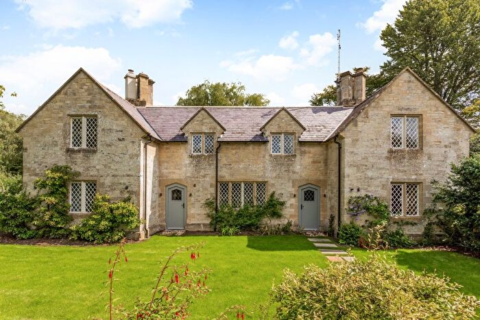 5 Bedroom Flat To Rent In Swinbrook, Burford, OX18