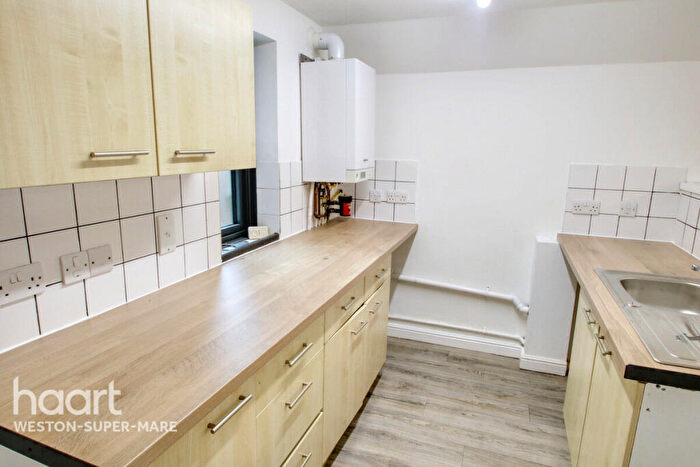 2 Bedroom Flat To Rent In Moorland Road, Weston-super-Mare, BS23