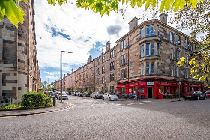 1 Bedroom Flat For Sale In / Livingstone Place, Marchmont, Edinburgh, EH9