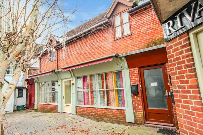 2 Bedroom Flat To Rent In Quarterjack Mews, East Street, Wimborne, BH21