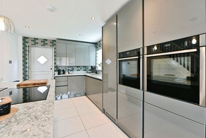 3 Bedroom Detached House For Sale In Dovecote, Manchester, M43