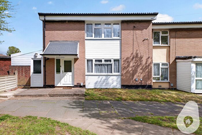 4 Bedroom Semi Detached House For Sale In Colestrete Close, Stevenage, Hertfordshire, SG1