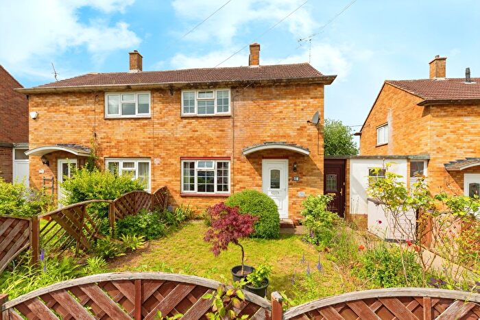 2 Bedroom Detached House For Sale In River Mead, Hitchin, North Hertfordshire, SG5