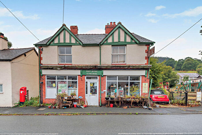 4 Bedroom Property For Sale In Glyn Ceiriog, Llangollen, LL20