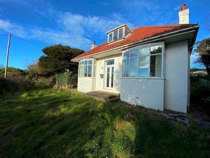 2 Bedroom Detached Bungalow For Sale In Middleton, Rhossili, Swansea, SA3