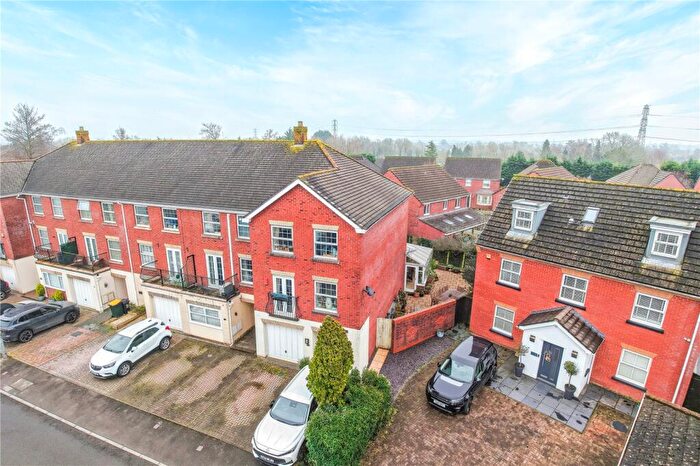 4 Bedroom End Of Terrace House For Sale In Cambrian Grove, Marshfield, Cardiff, CF3