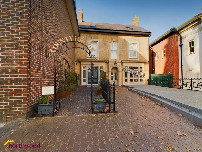 Studio To Rent In Bridge Street, Banbury, OX16