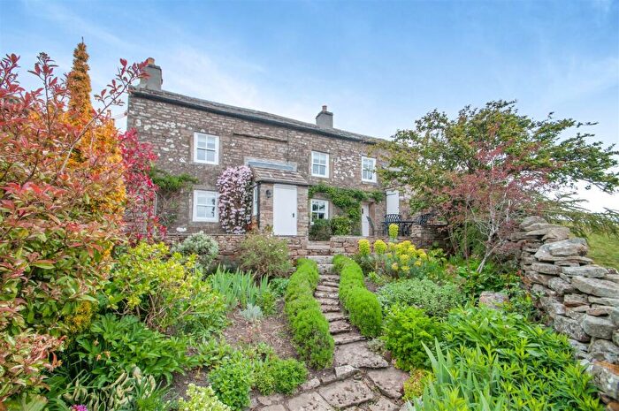 3 Bedroom Detached House For Sale In Smarber Cottage, Blades, Low Row, Swaledale, DL11