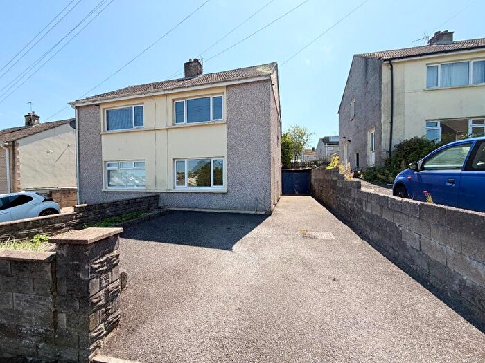 2 Bedroom Semi-Detached House For Sale In Shakespeare Avenue, Bridgend County Borough, CF31