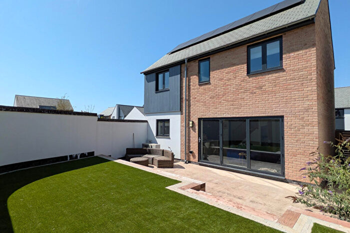 3 Bedroom Detached House For Sale In Leonard Square, Thorverton, Exeter, Devon, EX5