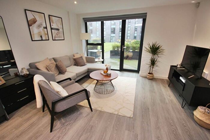 1 Bedroom Apartment For Sale In Woden Street, Salford, M5
